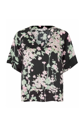 pink-lady-top-and-t-shirt