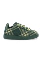 baskets-a-motif-check-avec-lacets-barbeles