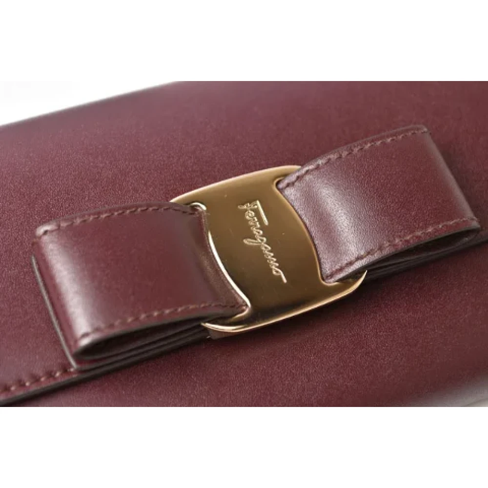 Salvatore Ferragamo Pre-owned Leather wallets Red Dames