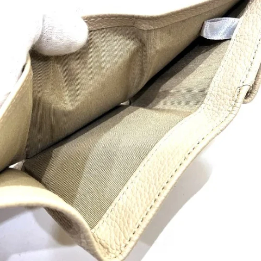 Jimmy Choo Pre-owned Leather wallets Beige Dames