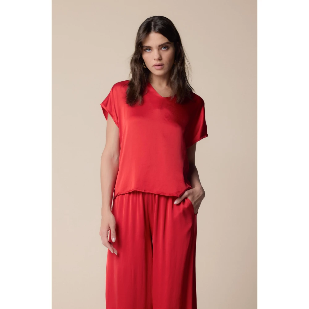 Kocca Stijlvolle Blouses voor Vrouwen Red Dames