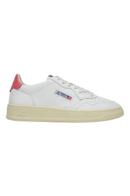 sneaker-medalist-bas