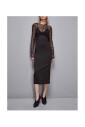 zwarte-lange-jurk-met-diepe-v-rug