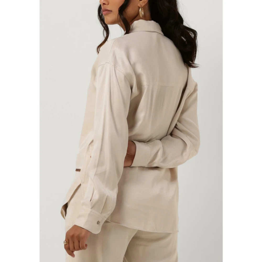 Moscow Butto Blouse in Off-White Beige Dames