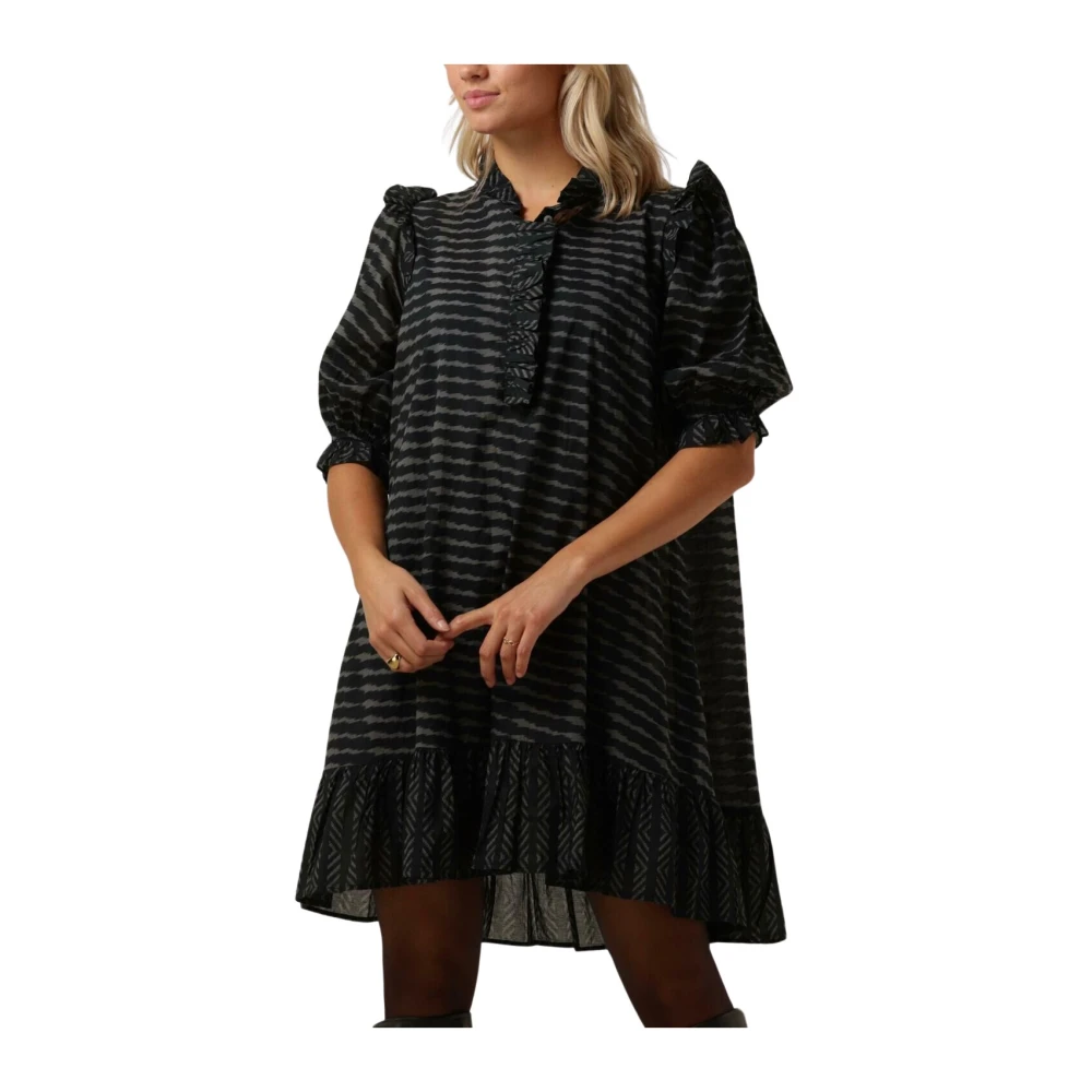 NEO NOIR Grafische Jurk Zwart Black Dames