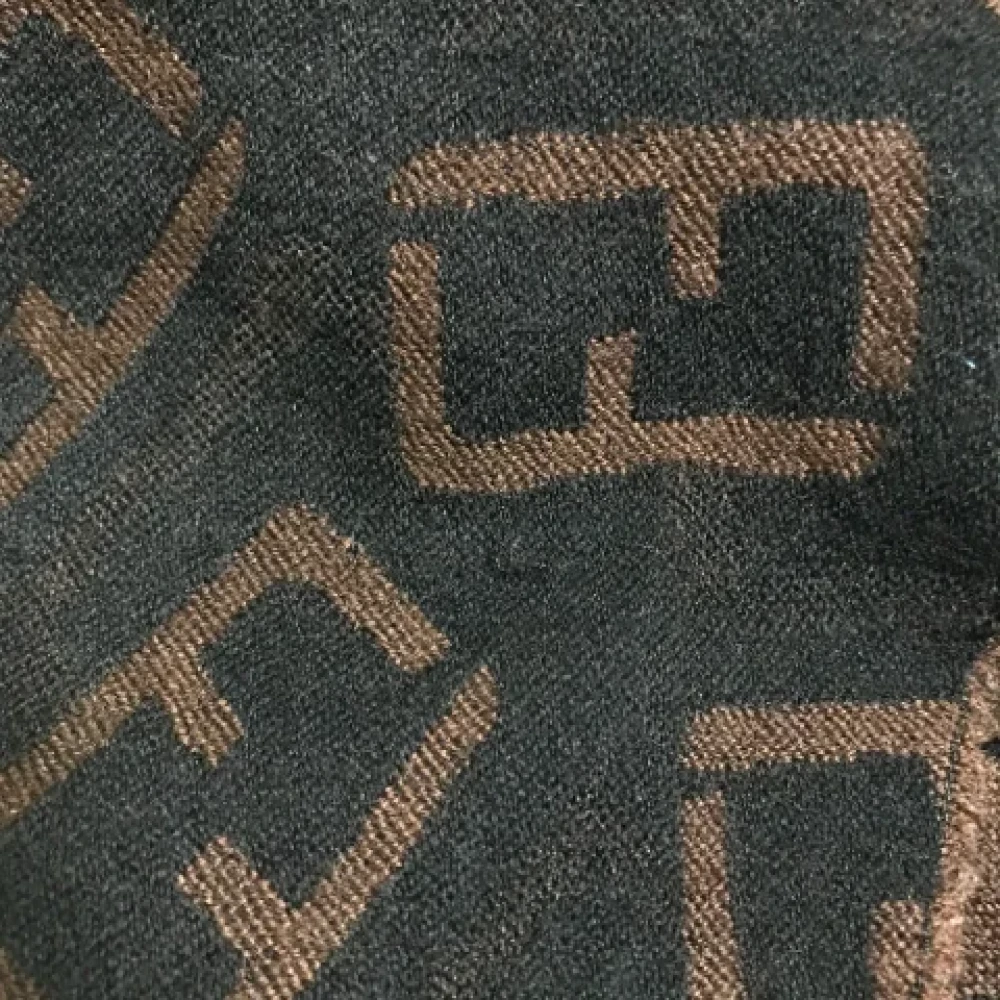 Fendi Vintage Pre-owned Wool scarves Black Unisex