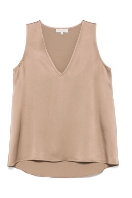 sleeveless-v-neck-top-straight-hem