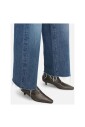 relaxed-straight-jeans