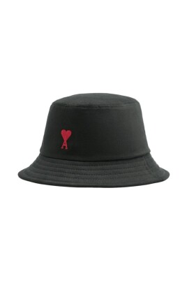black-hats-for-stylish-look