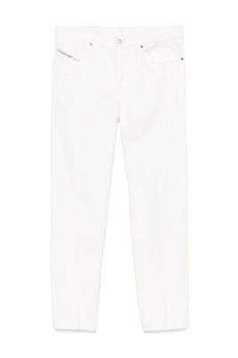 cream-trousers-modern-elegance-statement