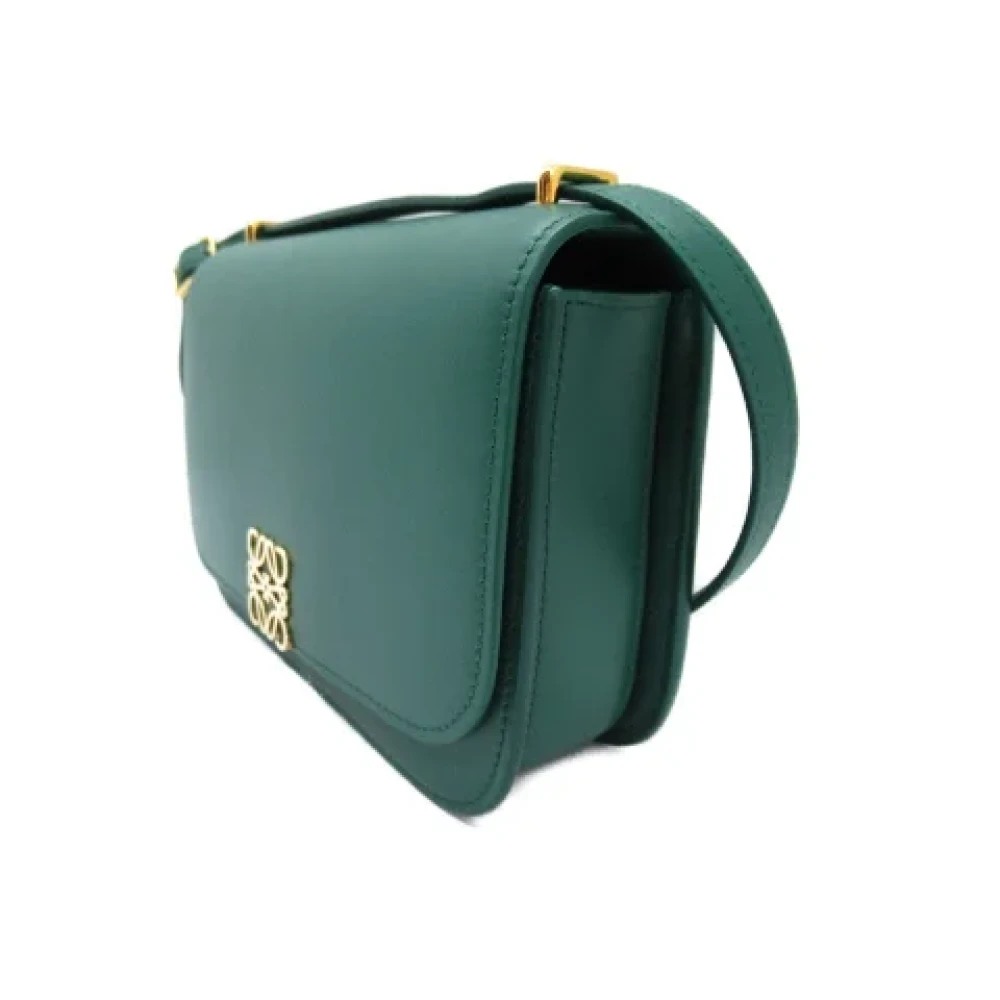 Loewe Pre-owned Leather shoulder-bags Green Dames