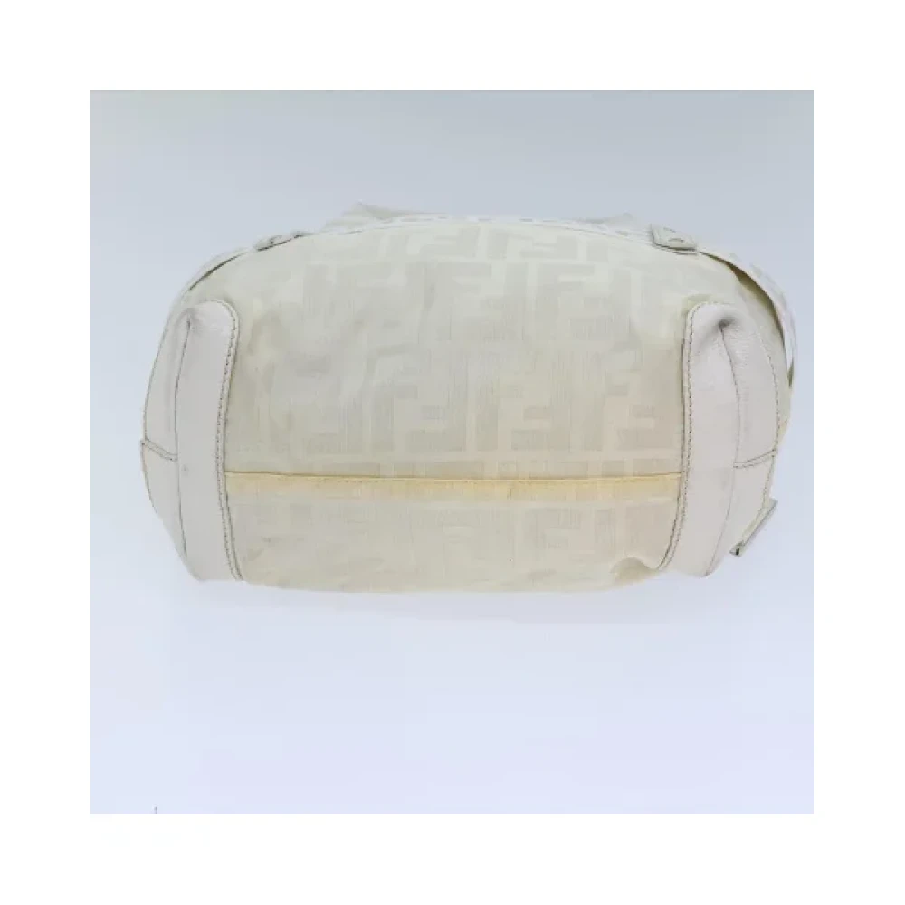 Fendi Vintage Pre-owned Nylon handbags White Dames