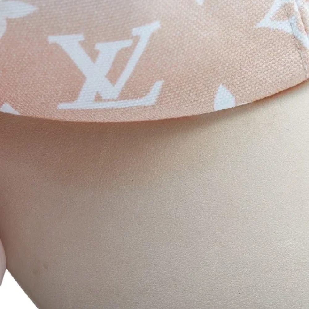 Louis Vuitton Vintage Pre-owned Fabric hats Beige Dames