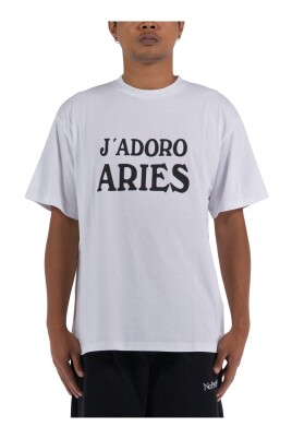 t-shirt-adore