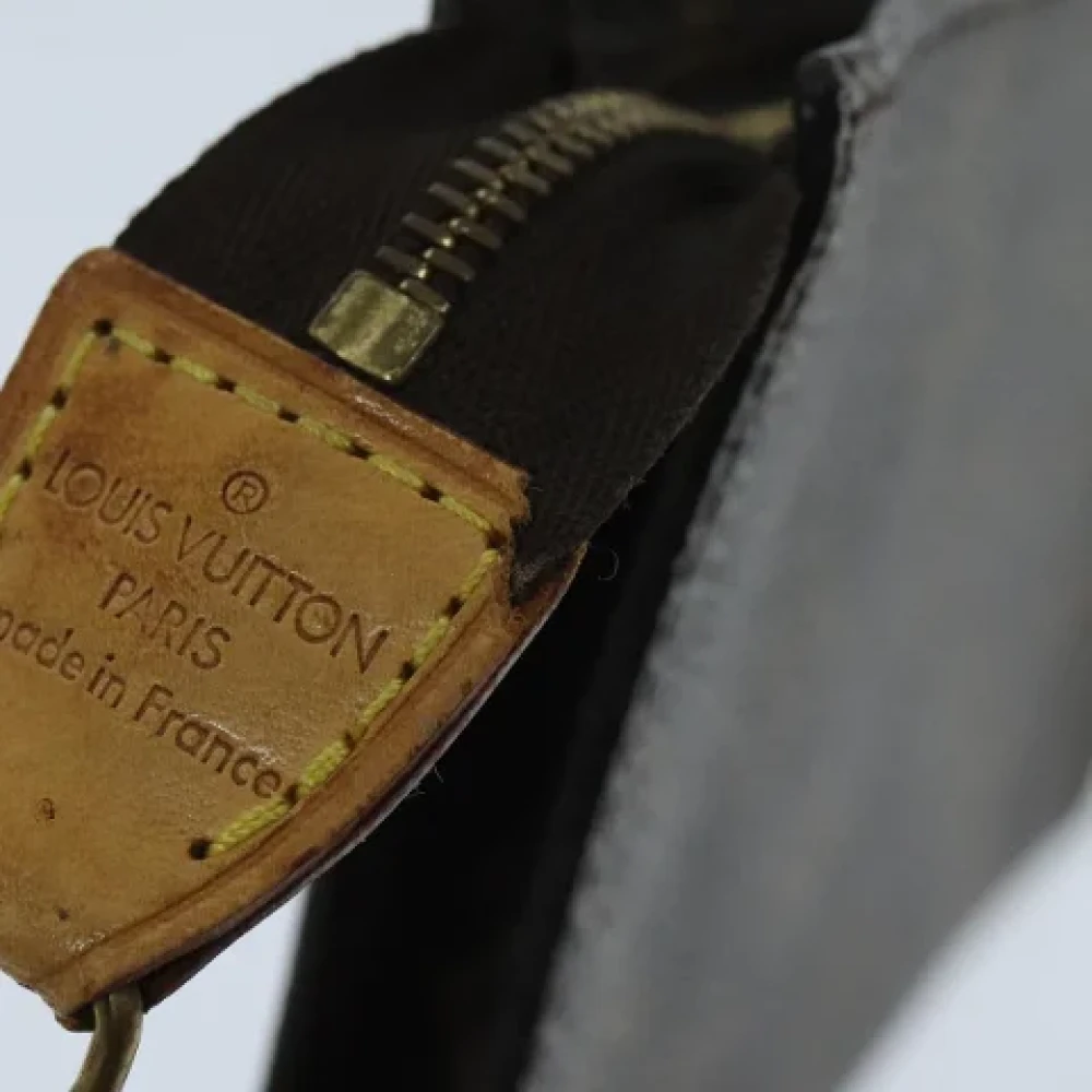 Louis Vuitton Vintage Pre-owned Canvas pouches Brown Dames