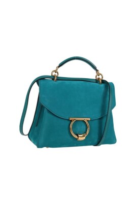pre-owned-suede-handbags