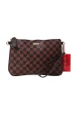 pochette-a-carreaux-embossee-requin