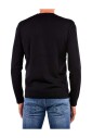 pull-classique-col-en-v-en-bleu-fonce