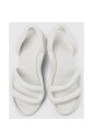 sandales-ajustables-en-cuir