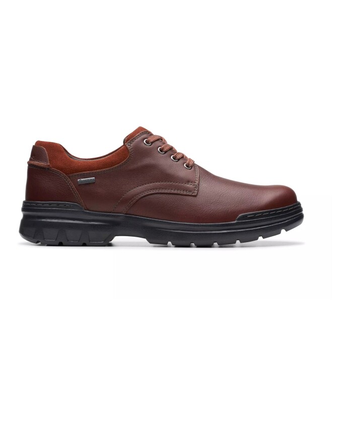 chaussure-d-hiver-a-lacets