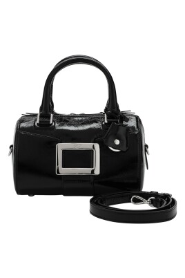 sac-bandouliere-noir-avec-nom-du-style