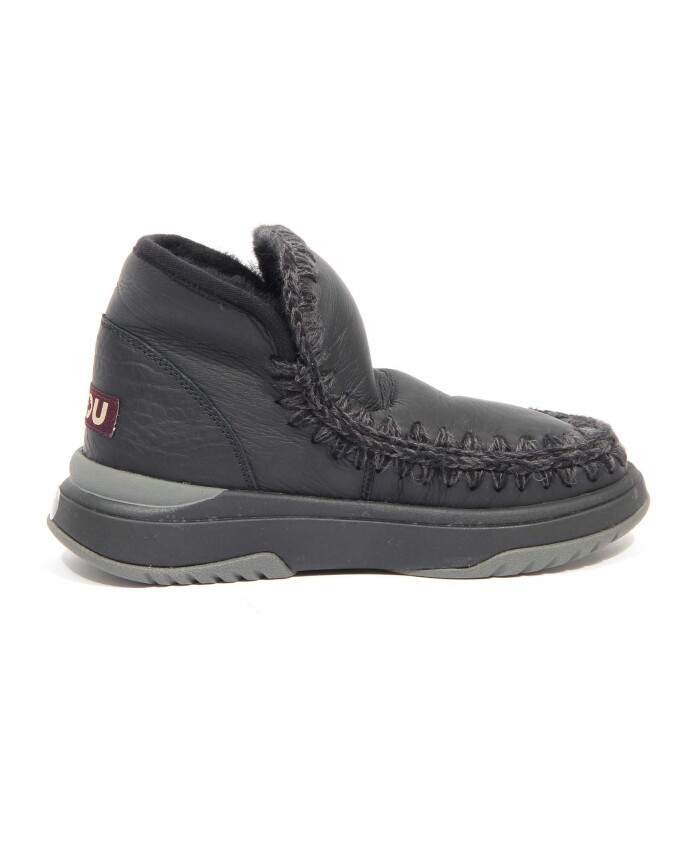 eskimo-jogger-zwarte-suede-enkellaarzen