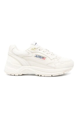 sneakers-chunky-a-lacets-frontaux-pour-femmes