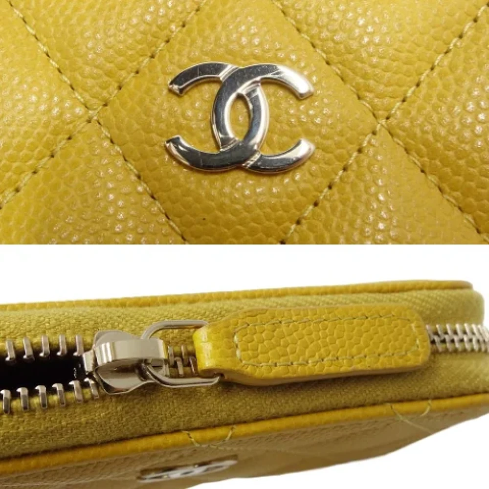 Chanel Vintage Pre-owned Leather wallets Yellow Dames
