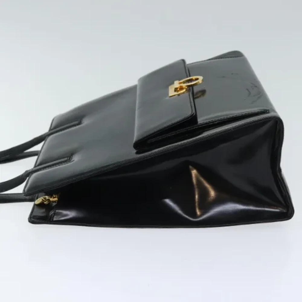 Salvatore Ferragamo Pre-owned Leather shoulder-bags Black Dames