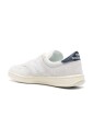 baskets-lacees-en-daim-gris