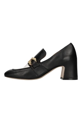 L867 Loafer