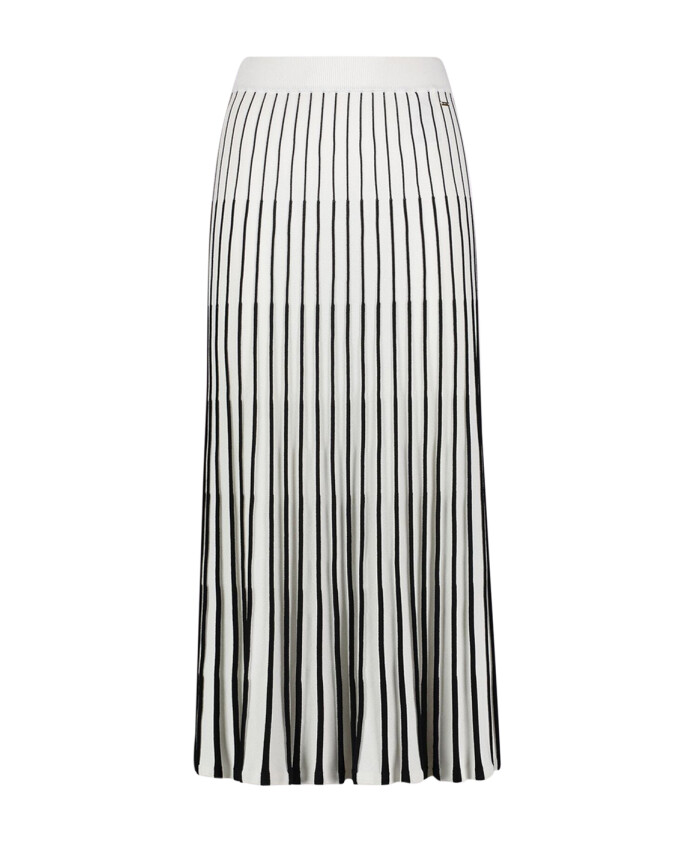 jupe-rayee-blanche-en-tricot