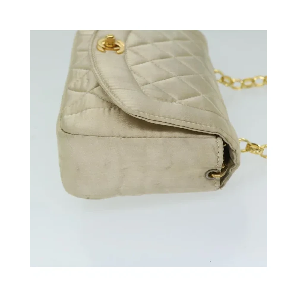 Chanel Vintage Pre-owned Satin chanel-bags Yellow Dames