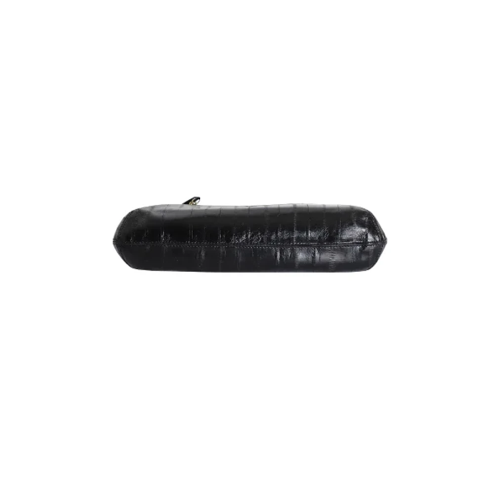 Anya Hindmarch Pre-owned Leather clutches Black Dames