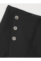 shorts-noirs-asymetriques-en-crepe