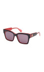 lunettes-de-soleil-elegantes-en-noir-brillant