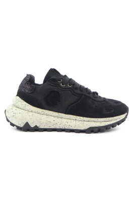stylish-black-shoes-for-men