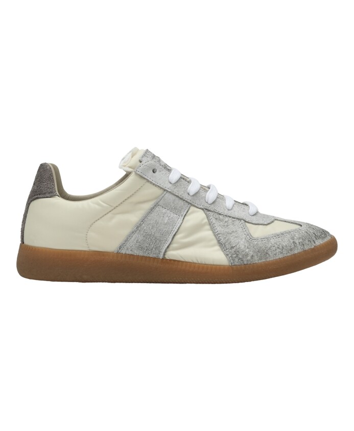 sneaker-bas
