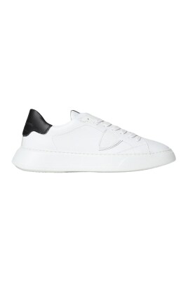 paris-lowtop-leather-sneaker