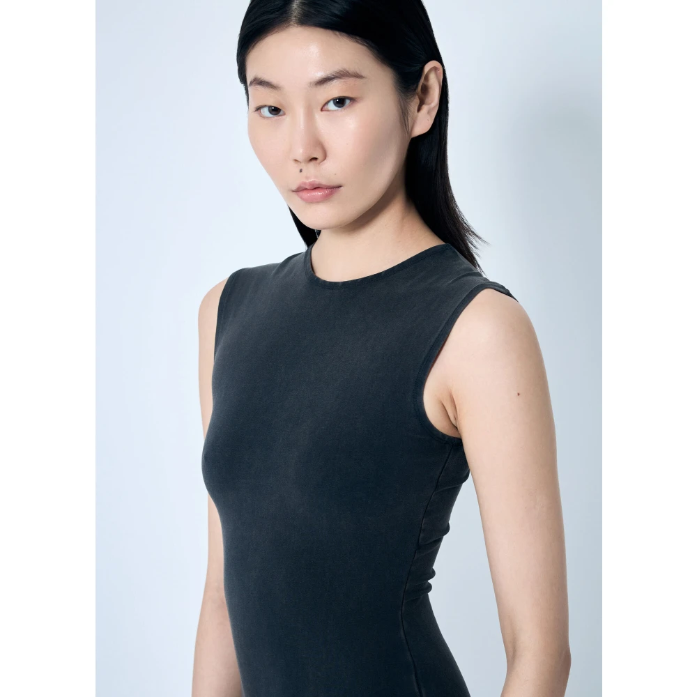 Entire Studios Mouwloze Maxi Jurk met Stretch en Ventilatie Black Dames