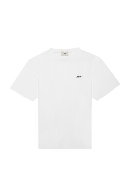 t-shirt-avec-logo-brode
