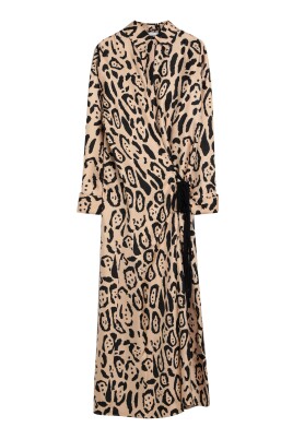 lang-kvindedragt-elegant-stil
