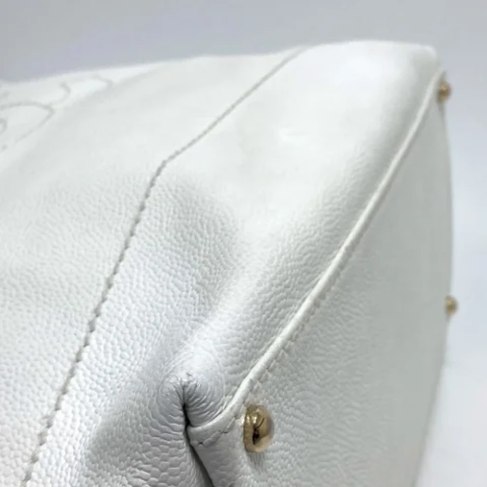Chanel Vintage Pre-owned Leather totes White Dames