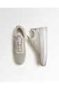 low-top-tech-crumbs-off-white