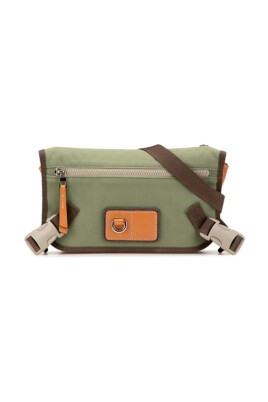 pre-owned-canvas-shoulder-bags