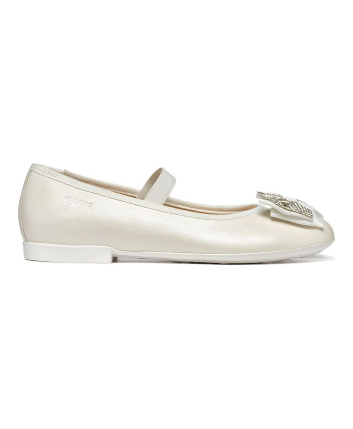 chaussures-ballerines-blanches-pour-filles