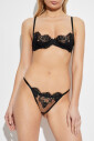 string-en-dentelle