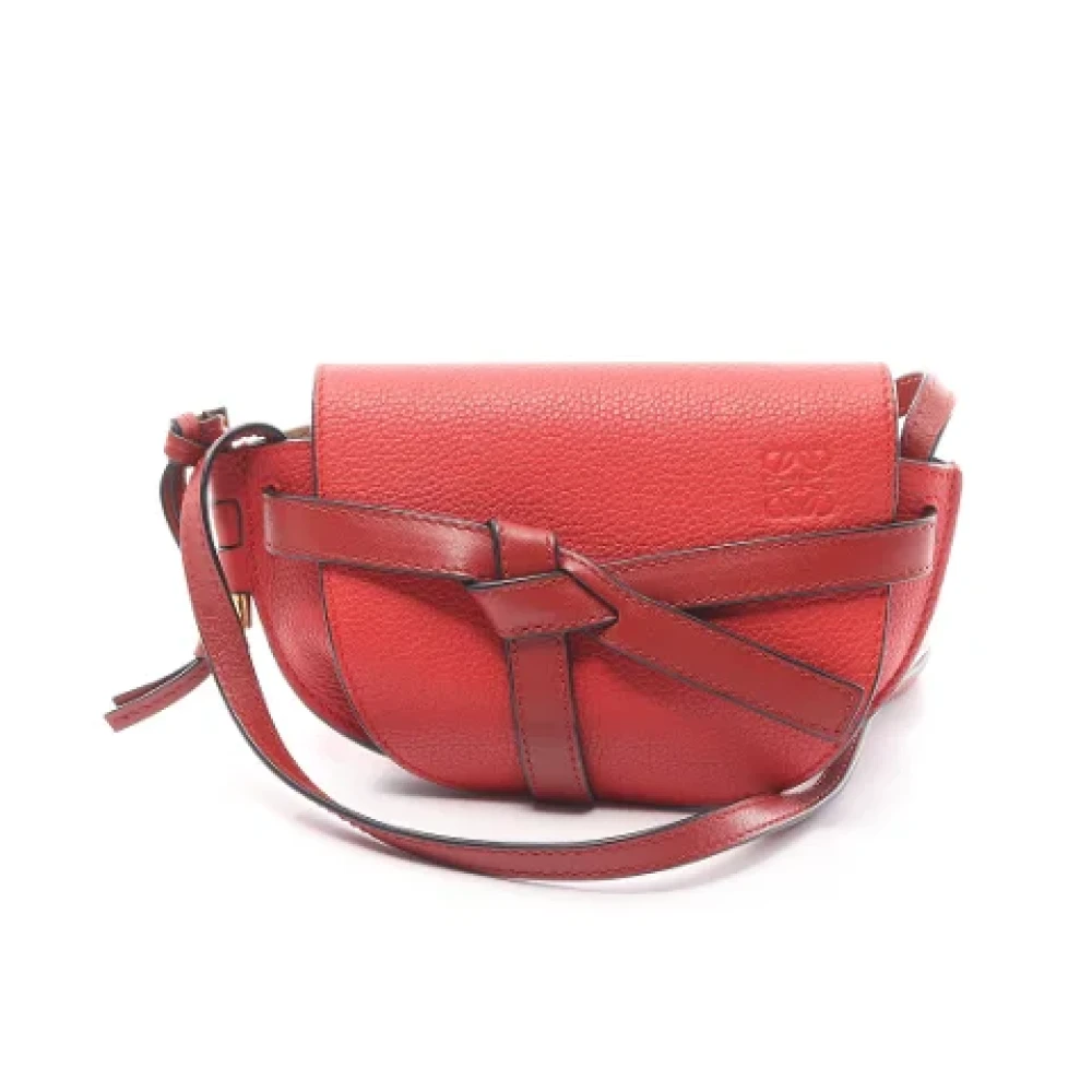 Loewe Pre-owned Leather shoulder-bags Red Dames