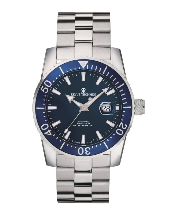 montre-de-plongee-avec-guichet-de-date-en-acier-inoxydable