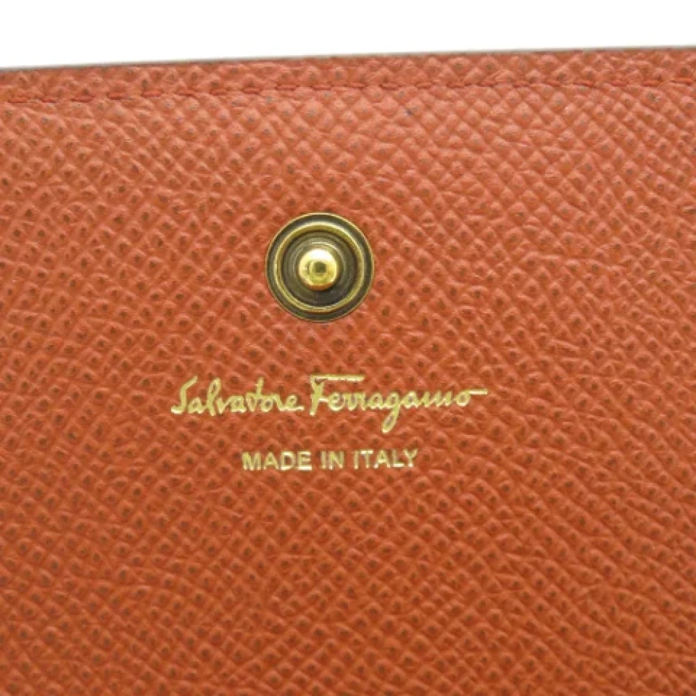 Salvatore Ferragamo Pre-owned Leather wallets Brown Dames